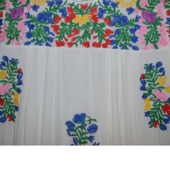 Buddy Love Dress Medium Embroidered Floral Carolina Oxacan Mini Dress - Picture 8 of 14